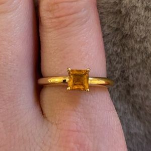 Mejuri monochrome citrine ring size 7